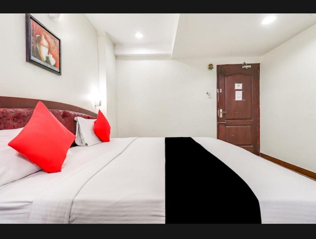 Hotel Balini Мадурай Екстериор снимка